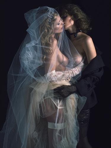 ART_FASHION_PHOTOGRAPHY_ - by Mario Sorrenti_gvg 02.png